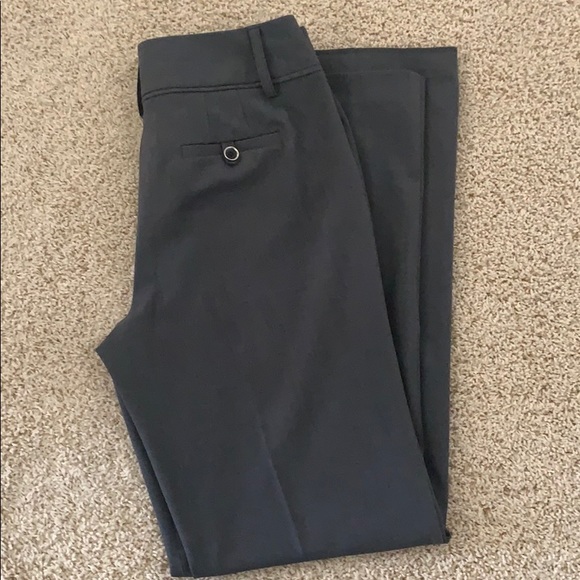 Size 8 Gray Larry Levine Women’s Pants - Picture 5 of 5